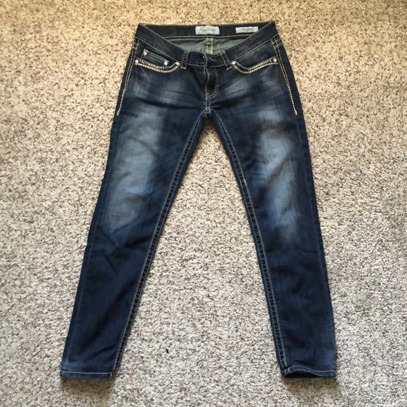 Daytrip Jeans - Picture 3 of 4